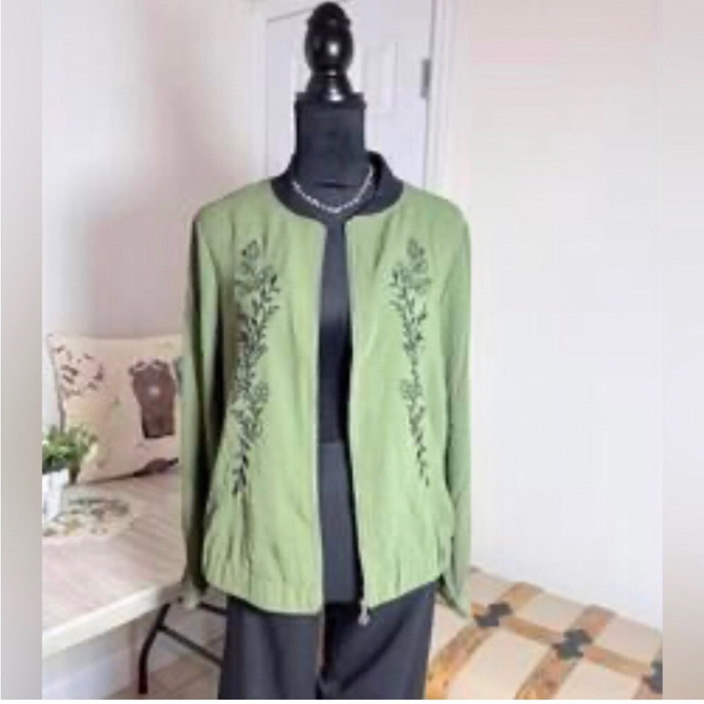 Adrienne Vittadini Embroidered Olive Green Black Bomber Lightweight Jacket L
